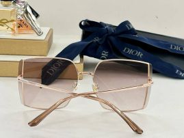 Picture of Dior Sunglasses _SKUfw56601368fw